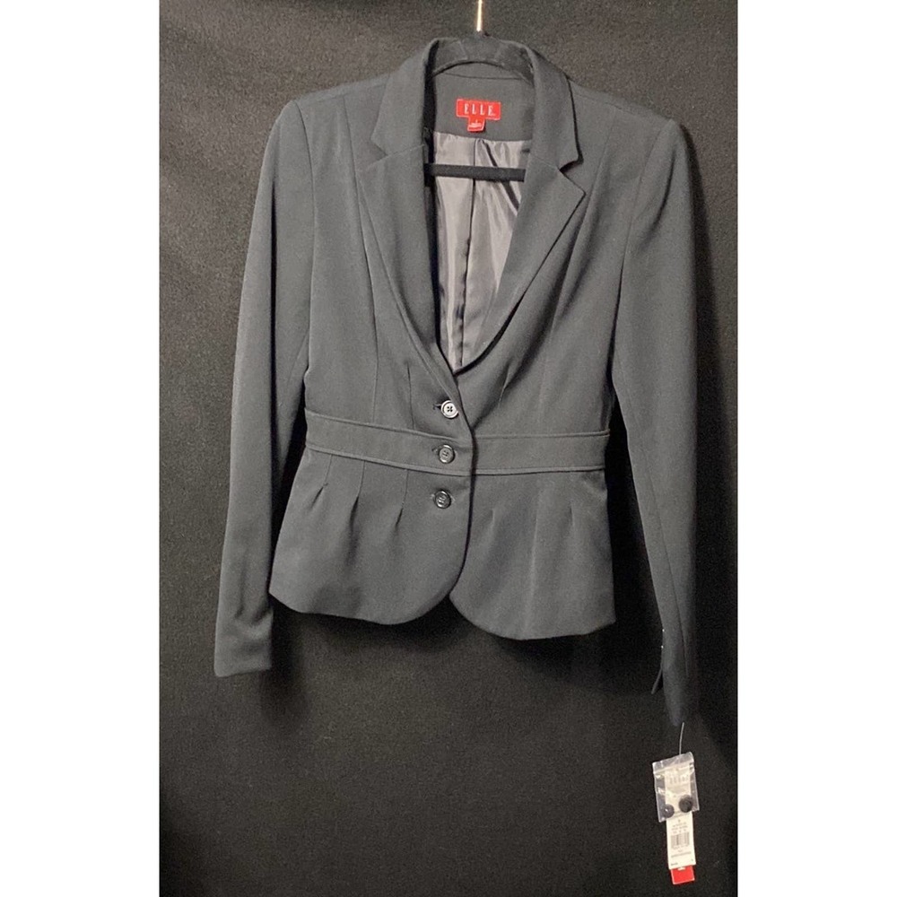 ELLE Short Size 2  Black Blazer